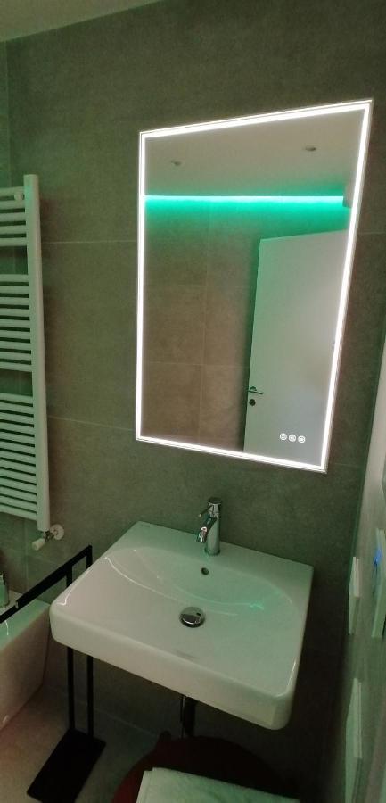 New Marina Apartments Торри-дель-Бенако Экстерьер фото