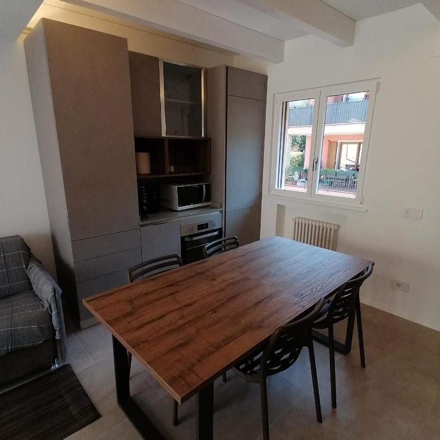 New Marina Apartments Торри-дель-Бенако Экстерьер фото